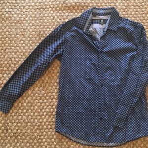 Worn once dark blue Men’s button down size LG